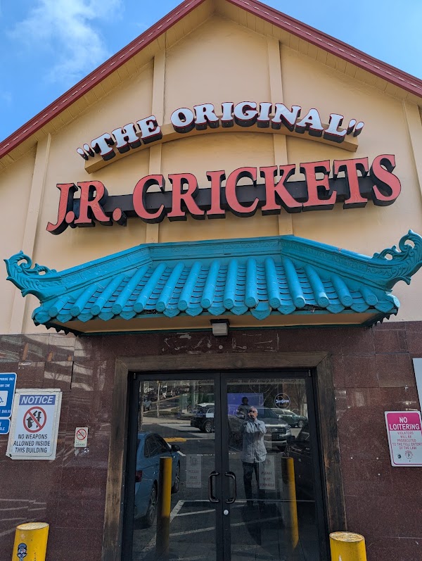The Original J.R. Crickets in Midtown Atlanta 3