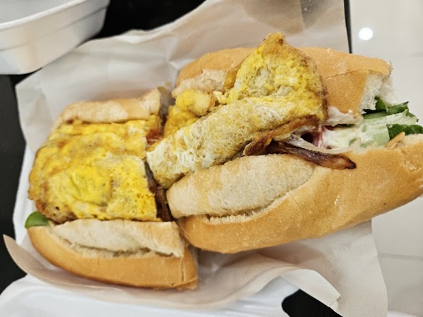 Mama Very Big - Street Food