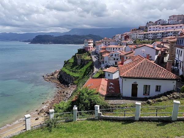 Llastres