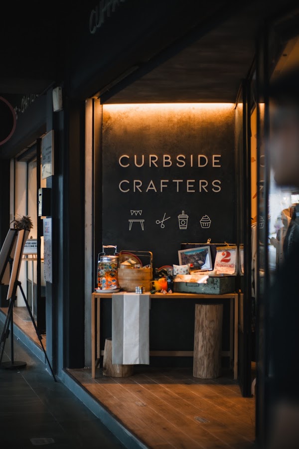 Pour.traits Coffee Roasters