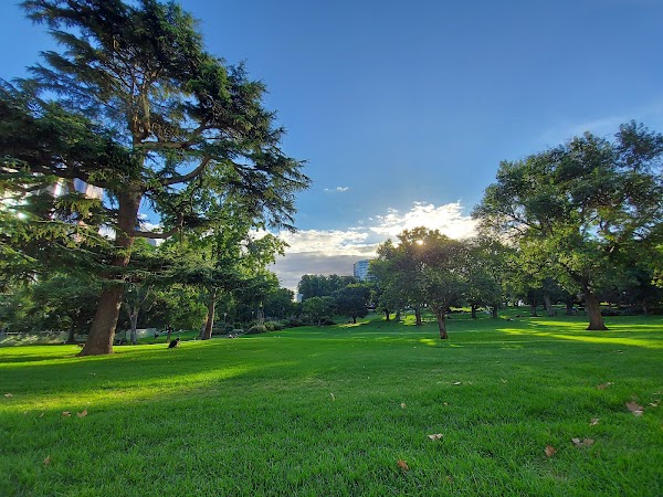 Flagstaff Gardens