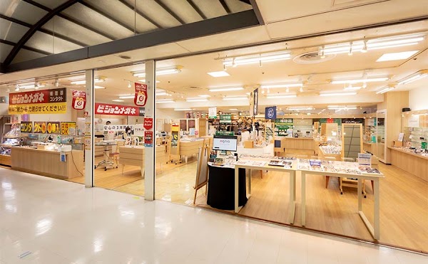 Vision Megane Sasazuka Shopping Mall Twenty-one