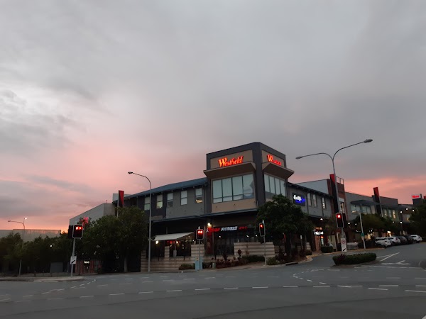 Helensvale 5