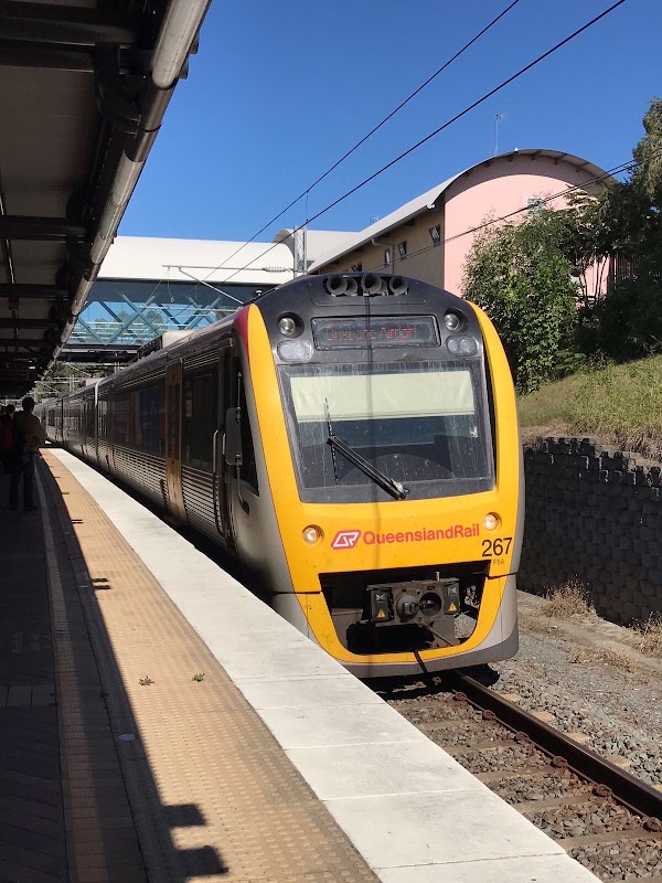 Helensvale 3