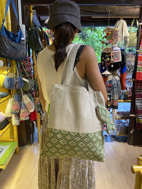 Mountain’s Color 3 Hoi An Handmade Shop 4