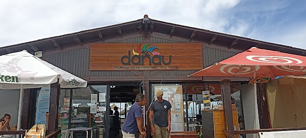 Danau Beach Bar