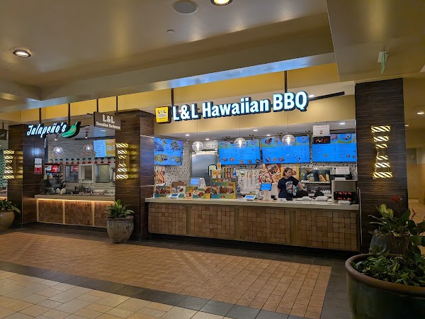 L&L Hawaiian Barbecue (Royal Hawaiian ,Waikiki) 1