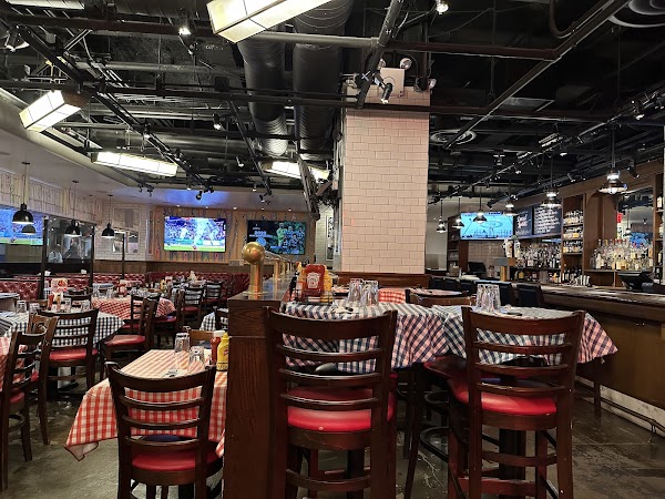 Bill's Bar & Burger 2