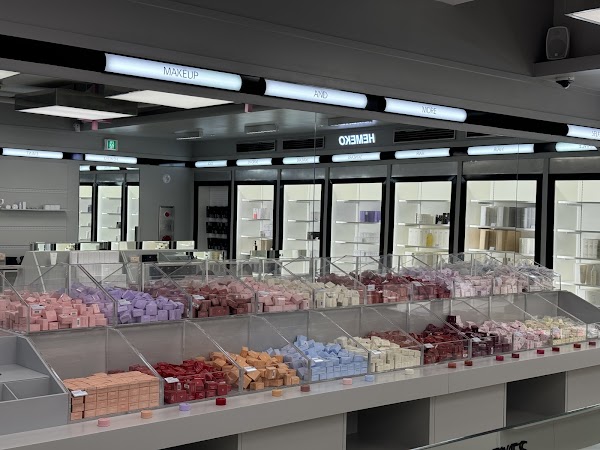 Hemeko cosmetics 2