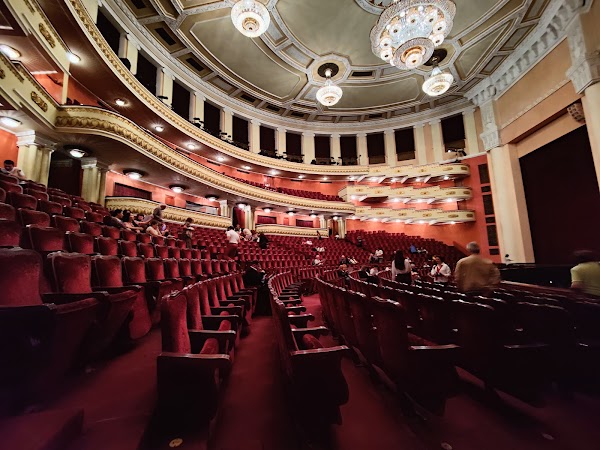 Armenian National Opera and Ballet Theatre 5