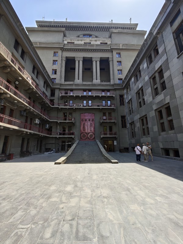 Armenian National Opera and Ballet Theatre 2