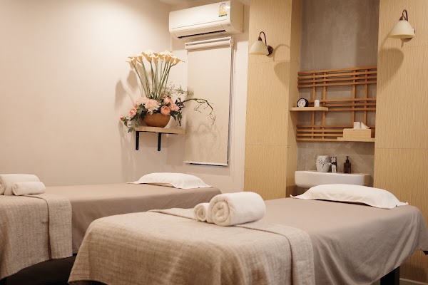Relax Spa by 9 (รีแลกซ์สปา บาย ไนน์) 1
