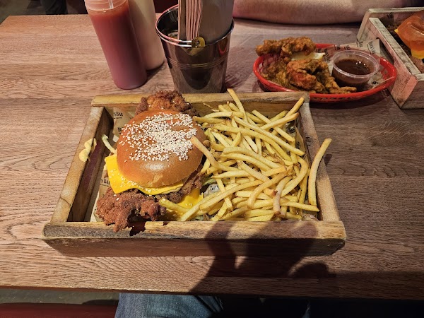 Buck's Bar 3
