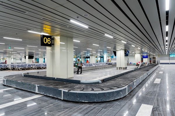 Tan Son Nhat International Airport 3