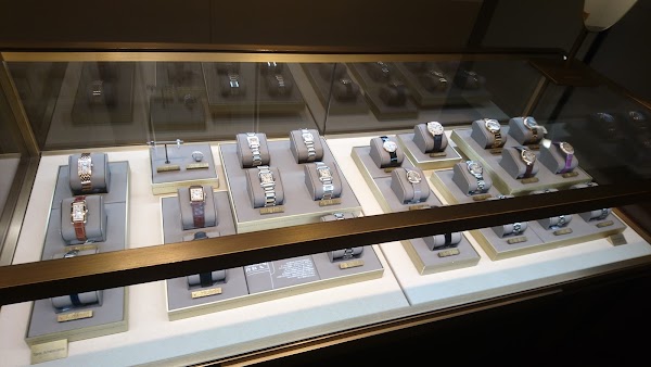 Cartier Ginza Namiki 5