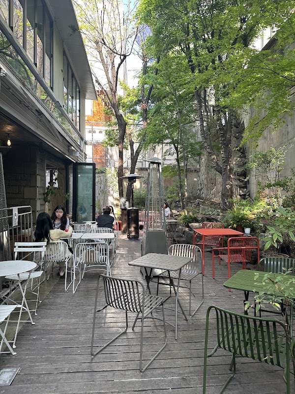 이코복스커피 이태원점 IKOVOX coffee 5
