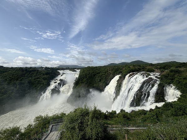 Shivanasamudra Falls 1