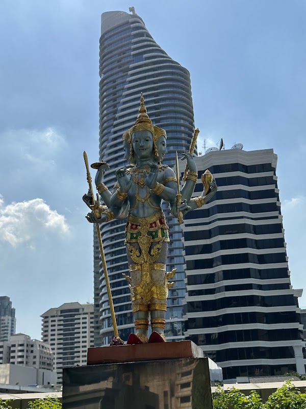 San Phra Mae Lakshmi 4