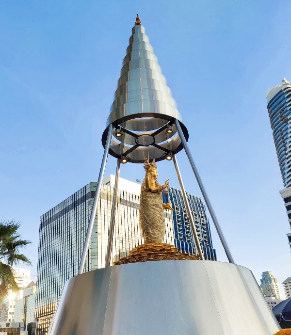 San Phra Mae Lakshmi 3