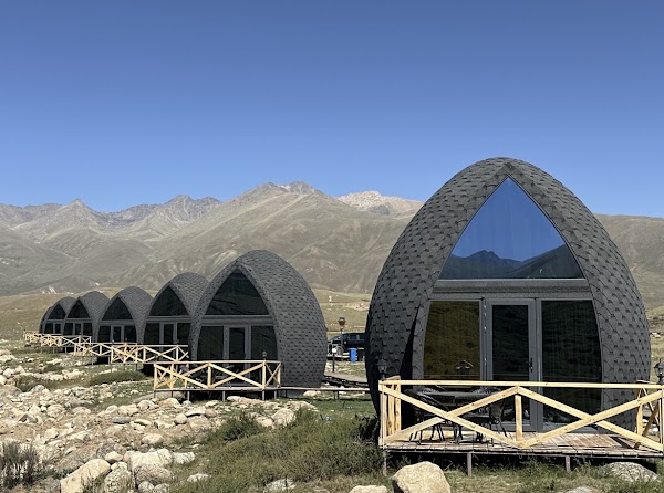 Zain resort 1