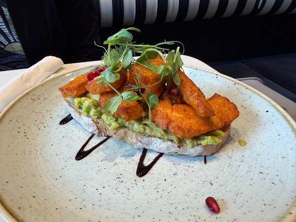 Mimi's Bakehouse - City Art Centre 2