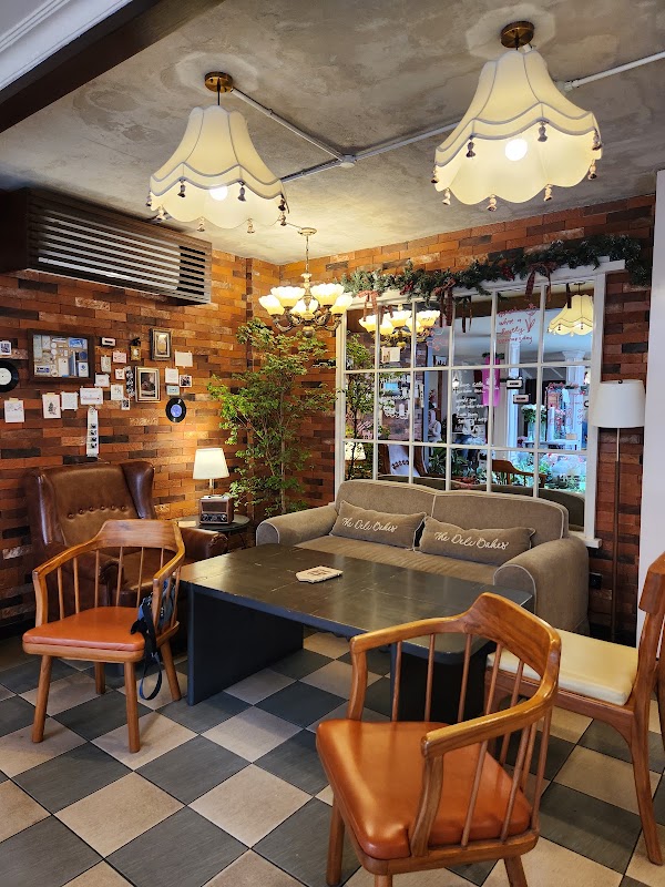 The Deli Bakes Cafe (Pudak) 1