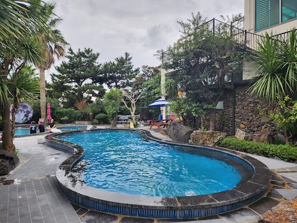 Sanbangsan Mountain Carbonate Hot Springs 2