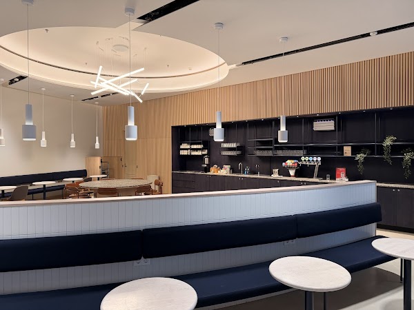 Finnair Business Lounge, Schengen