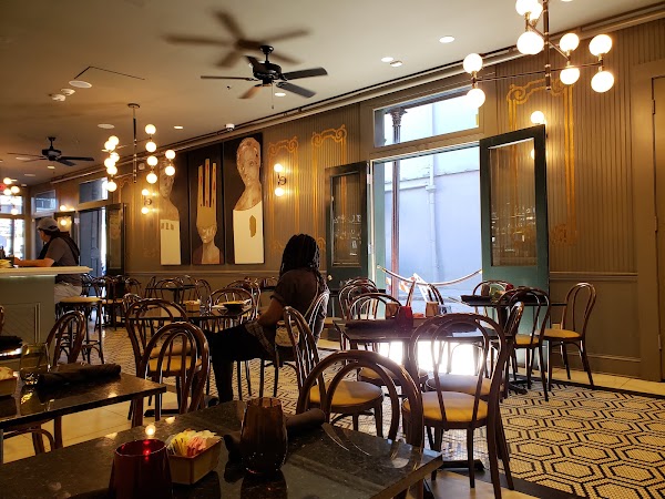 Curio Bistro