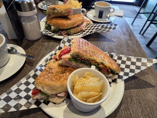 Cosenza Bar and Cafe 5