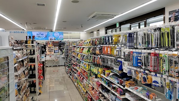 FamilyMart Naha City Hall 5
