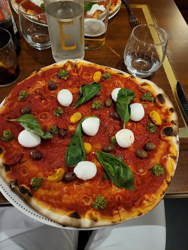 Crazy Pizza Rome 4