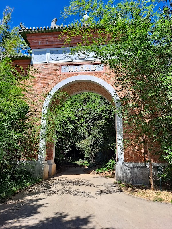 Tropical Botanical Garden 2