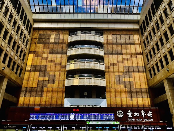 Taipei Main Station Tourist Service Center 5