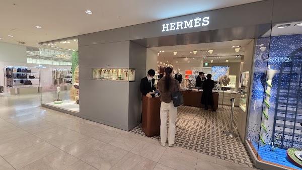 HERMÉS Takashimaya-Osakaten