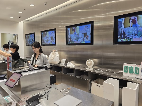 UNIQLO COFFEE 2