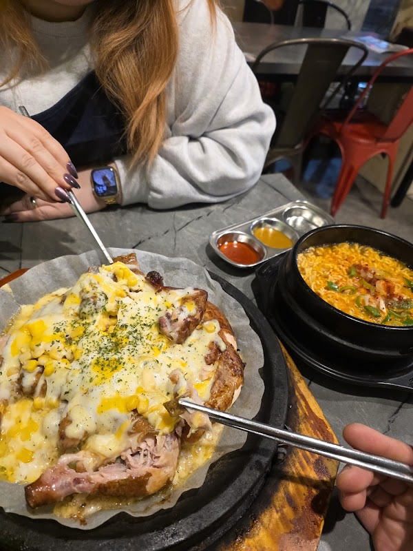 Wangsimni Nurungji Whole Chicken 4