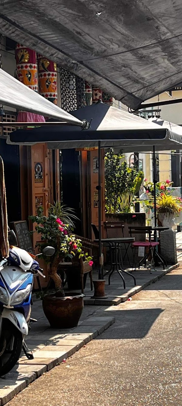 Nang Loeng times cafe