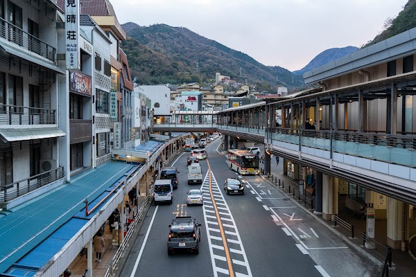 箱根湯本駅前商店街