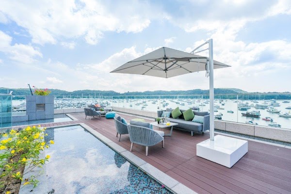 The Pier Hotel