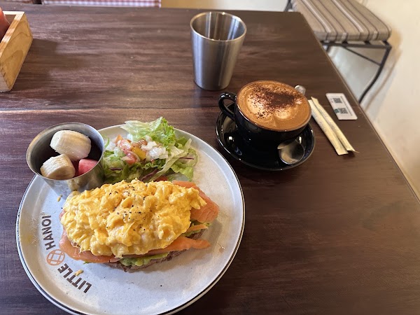 Little HaNoi Egg Coffee (Ky Con) 4