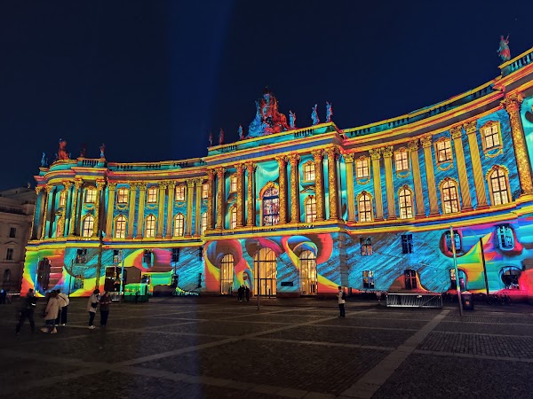 Bebelplatz 5