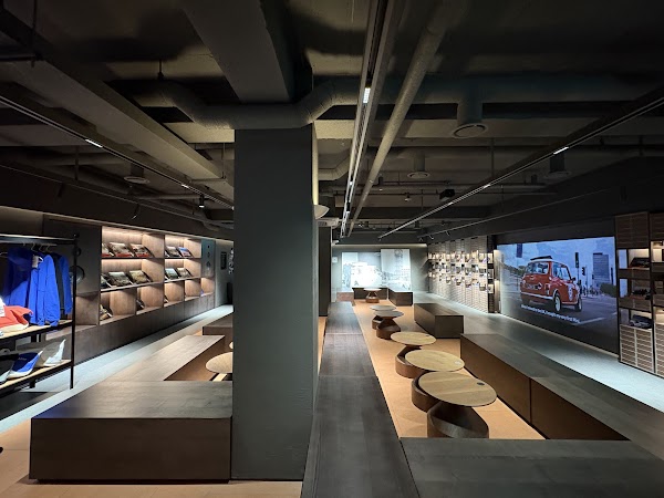 Starbucks - Jangchung Lounge R 1