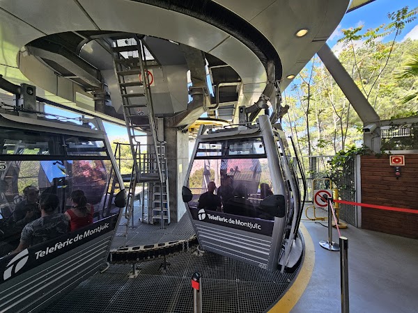 Telefèric de Montjuïc (Montjuïc Cable Car) 5