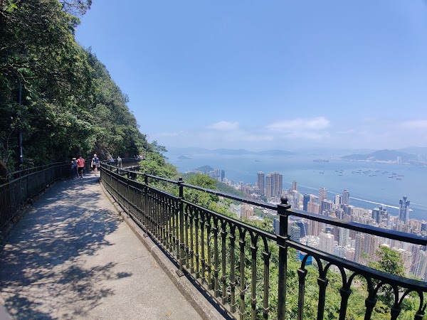 Lugard Road Lookout 4
