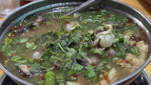 Krua Lom Choey Restaurant 2