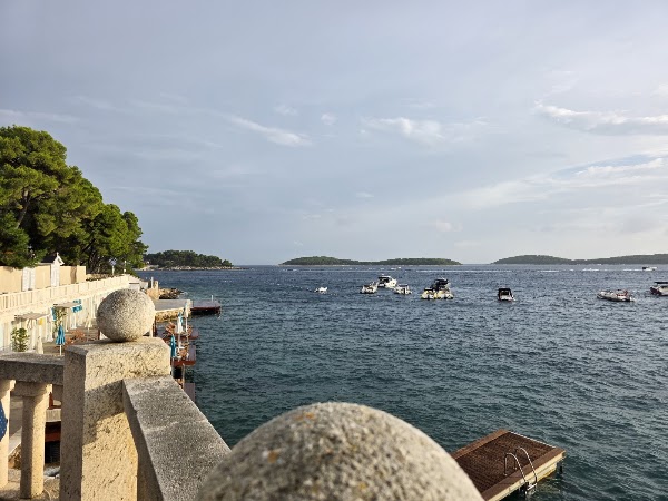 Beach Club Hvar 2