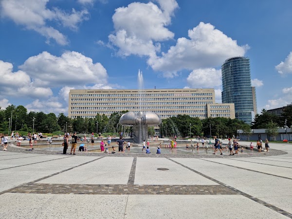 Freedom Square 4