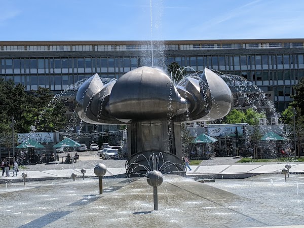 Freedom Square 3