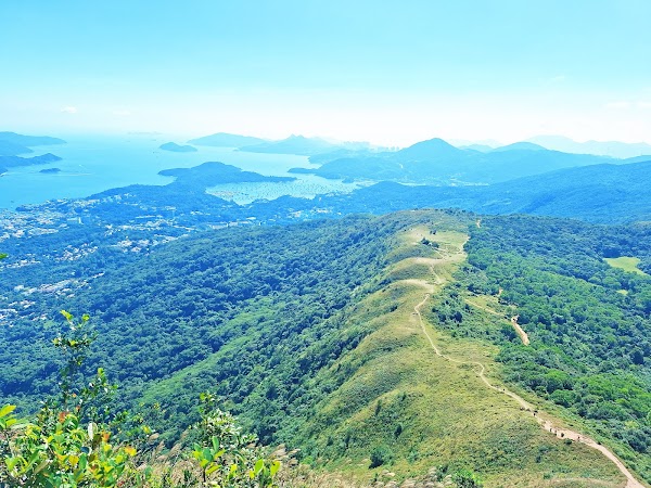 Pyramid Hill 4